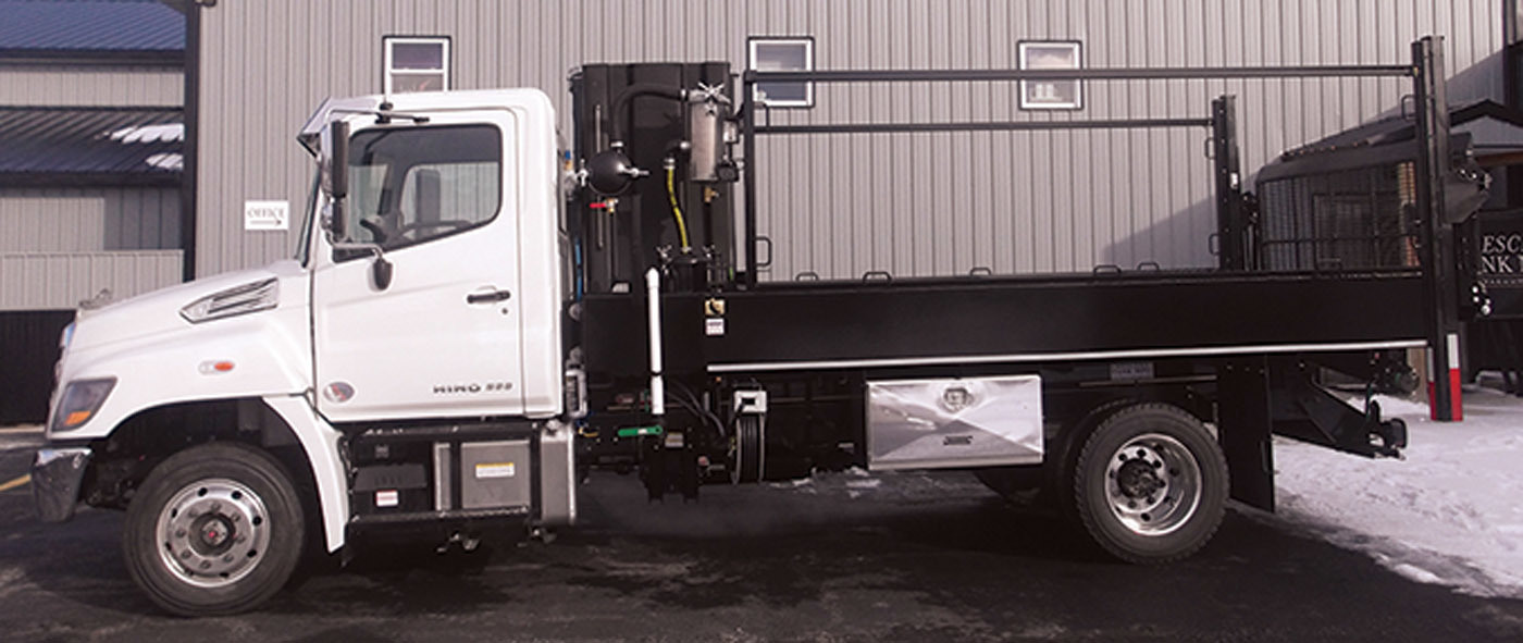 Transport Trucks/Trailers - Crescent Tank Mfg. vacuum tank