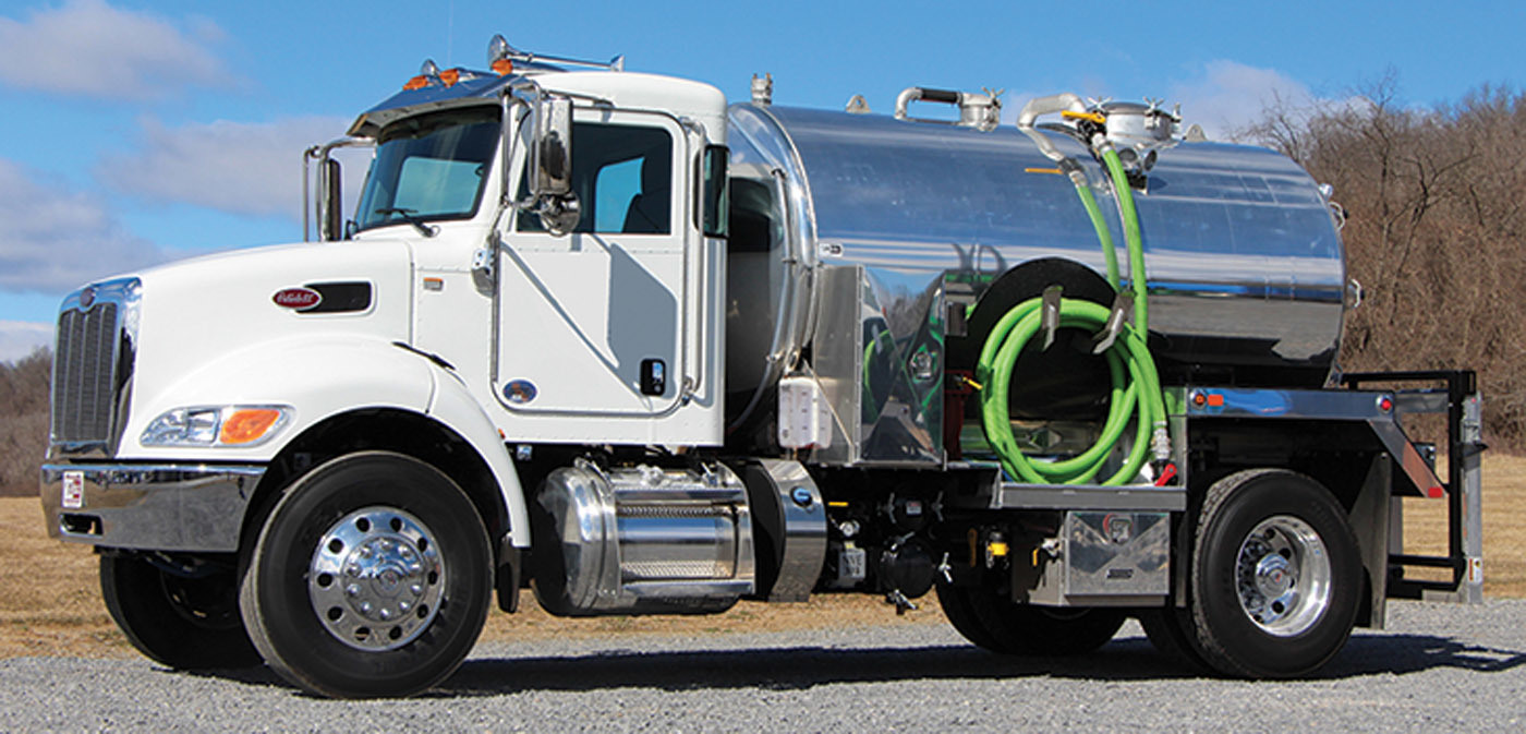 Vacuum Trucks - Pik Rite portable restroom service truck