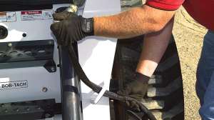 Bobcat hydraulic 2 170822 122414
