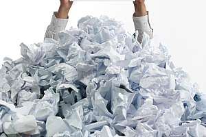 Cluttereddesk 170822 105749