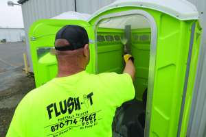 E Caption Flushit004