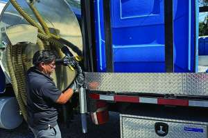 Young Restroom Operators Find Place in Florida Market